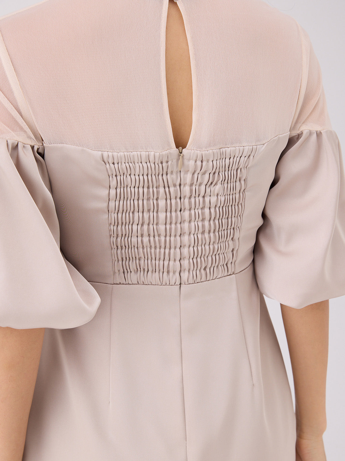 バルーンスリーブチュールパネルドレス