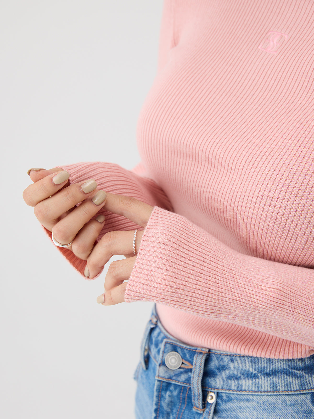 ボトルネックリブニットトップス