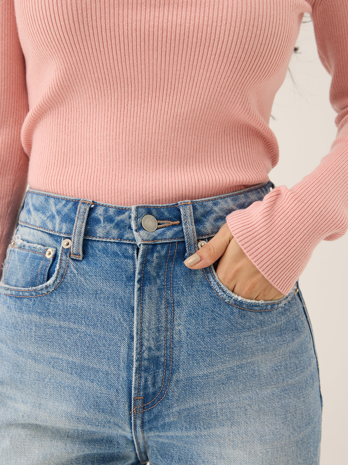 ボトルネックリブニットトップス