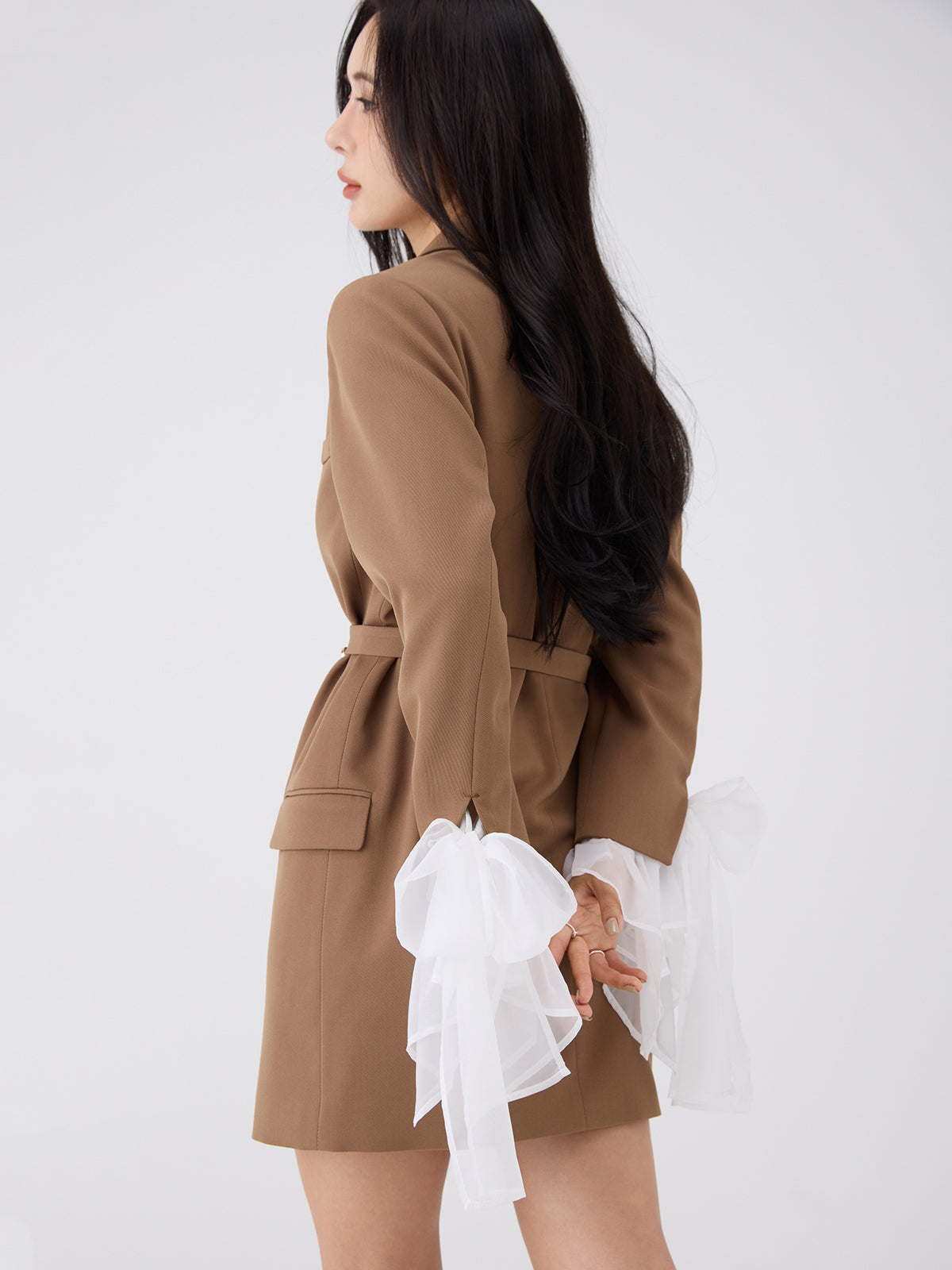 Attached cuffs ジャケットワンピ