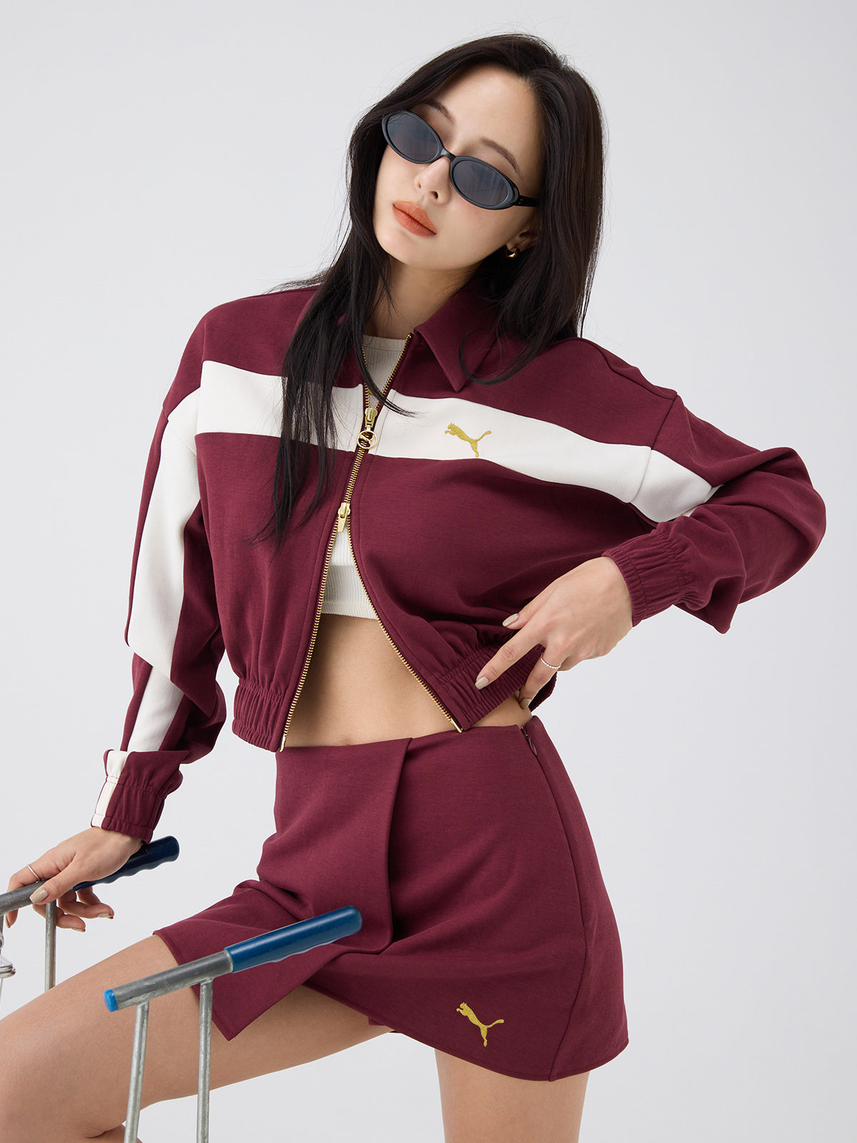 MODEL:165cm／COLOR:RED／SIZE:S