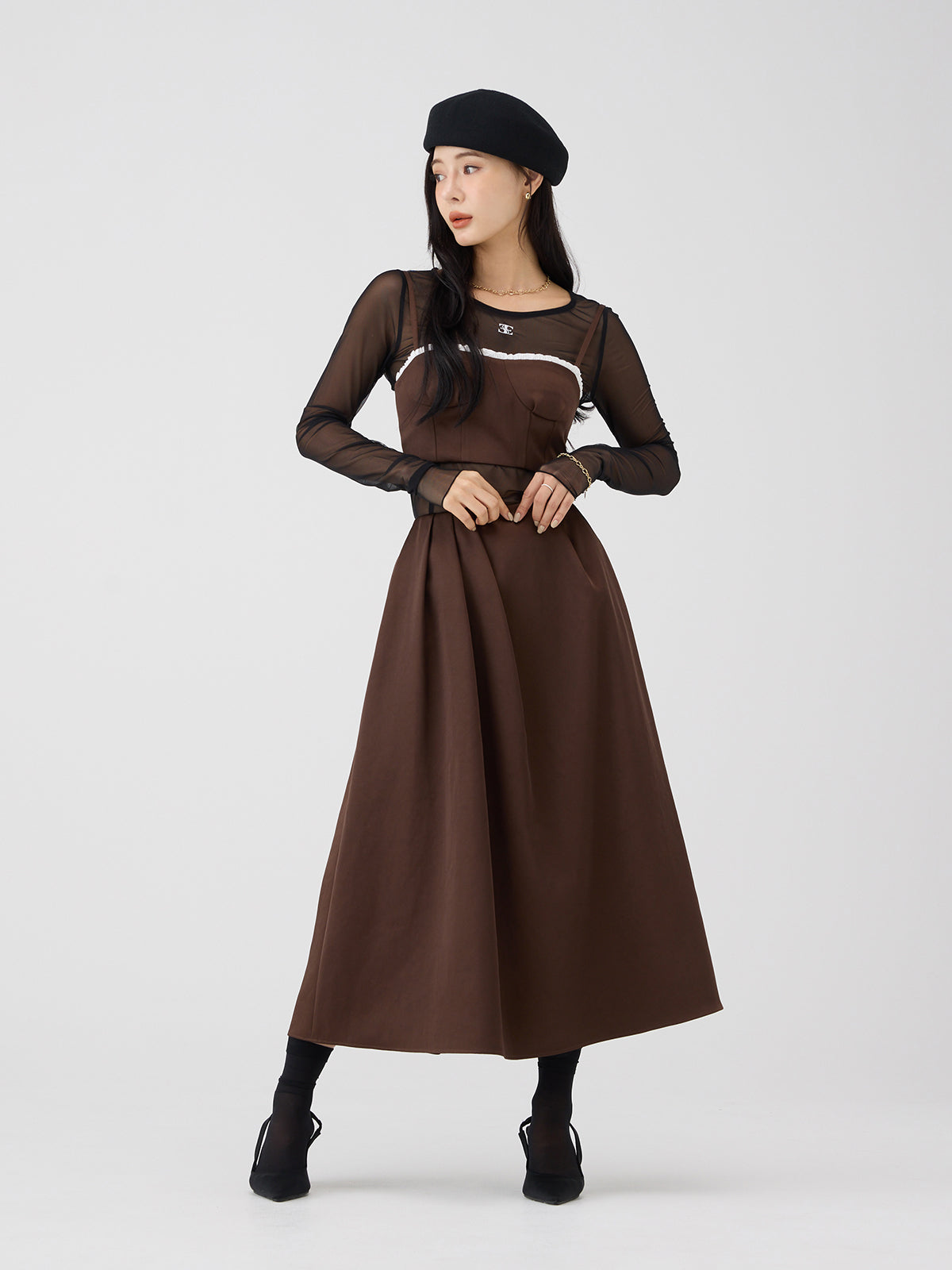 MODEL:165cm／COLOR:BROWN／SIZE:F