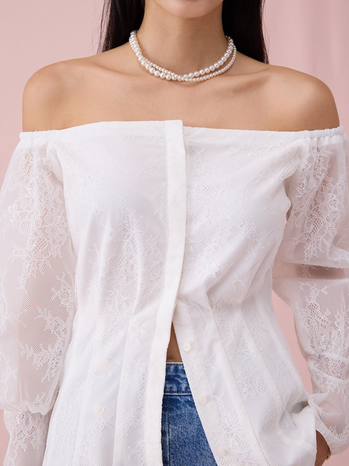 レースオフショルトップス