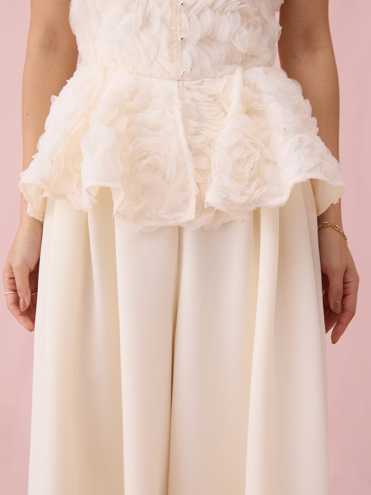 レースベアオールインワン