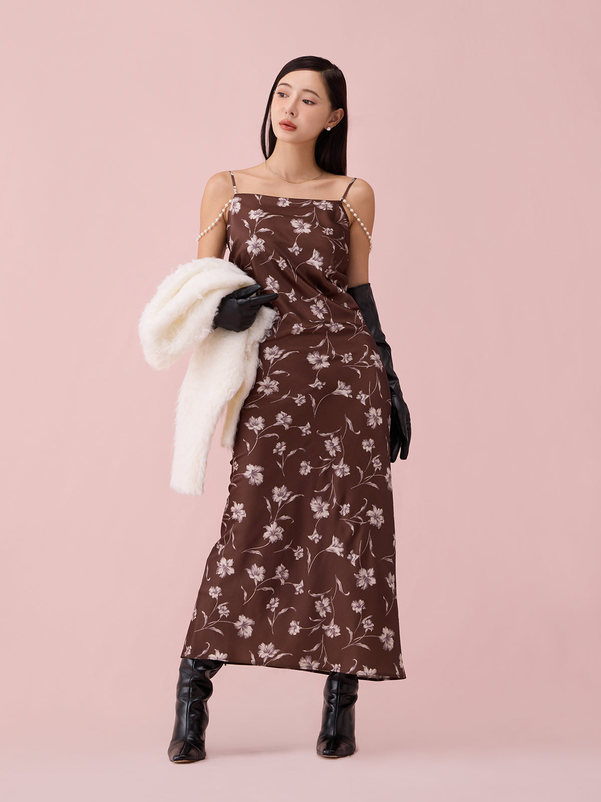 MODEL:165cm／COLOR:BROWN／SIZE:36