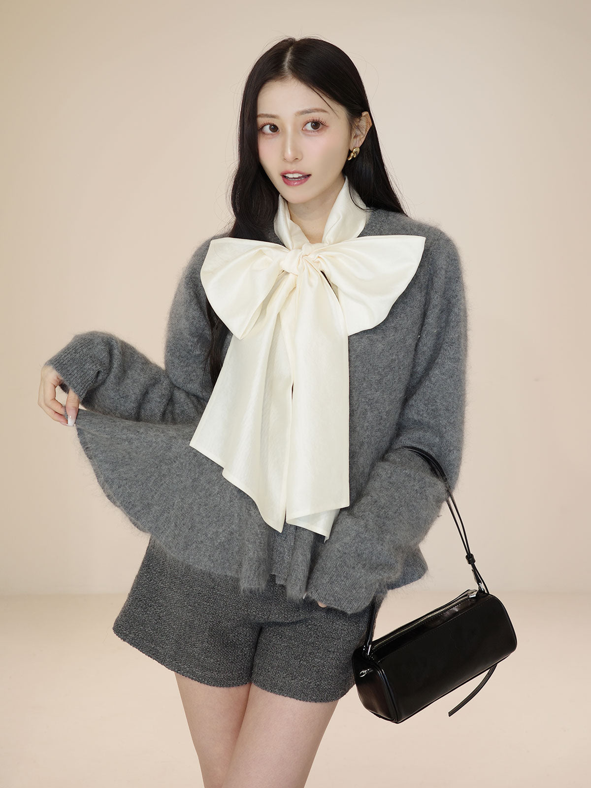 MODEL:160cm／COLOR:GREY／SIZE:F