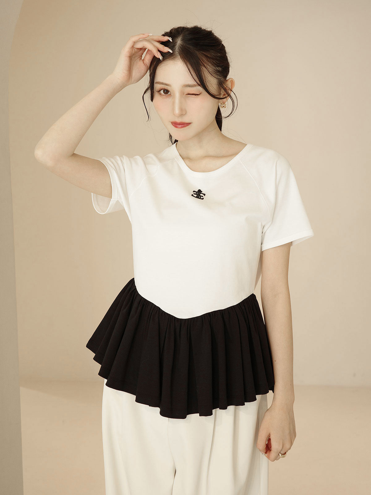 バリエプリントぺプラムTシャツ