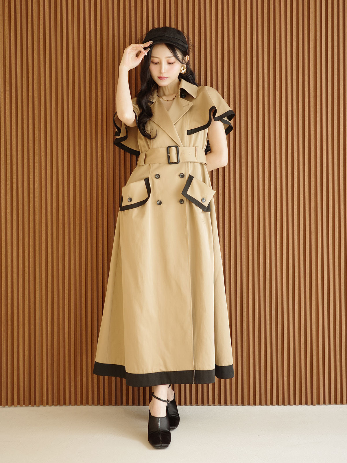 MODEL:160cm／COLOR:BEIGE／SIZE:36