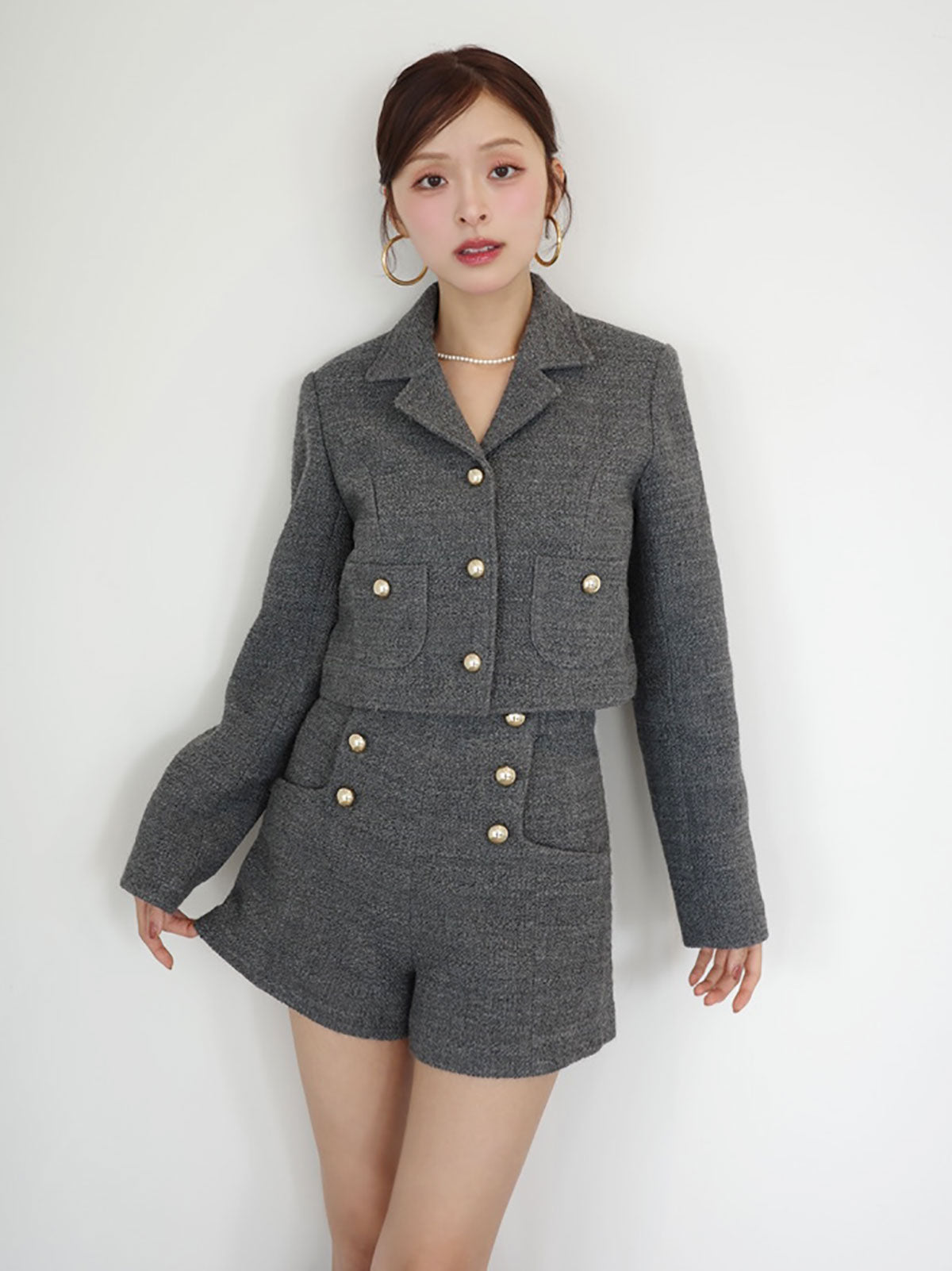 MODEL:170cm／COLOR:CHARCOAL GREY／SIZE:36