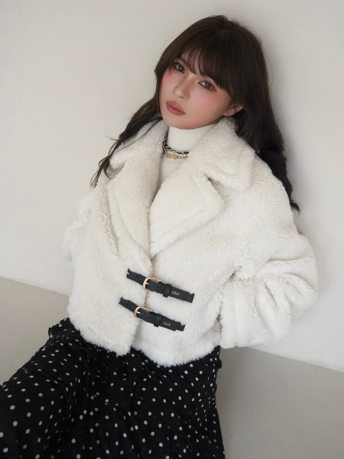 ベルトディテールボアショートコート