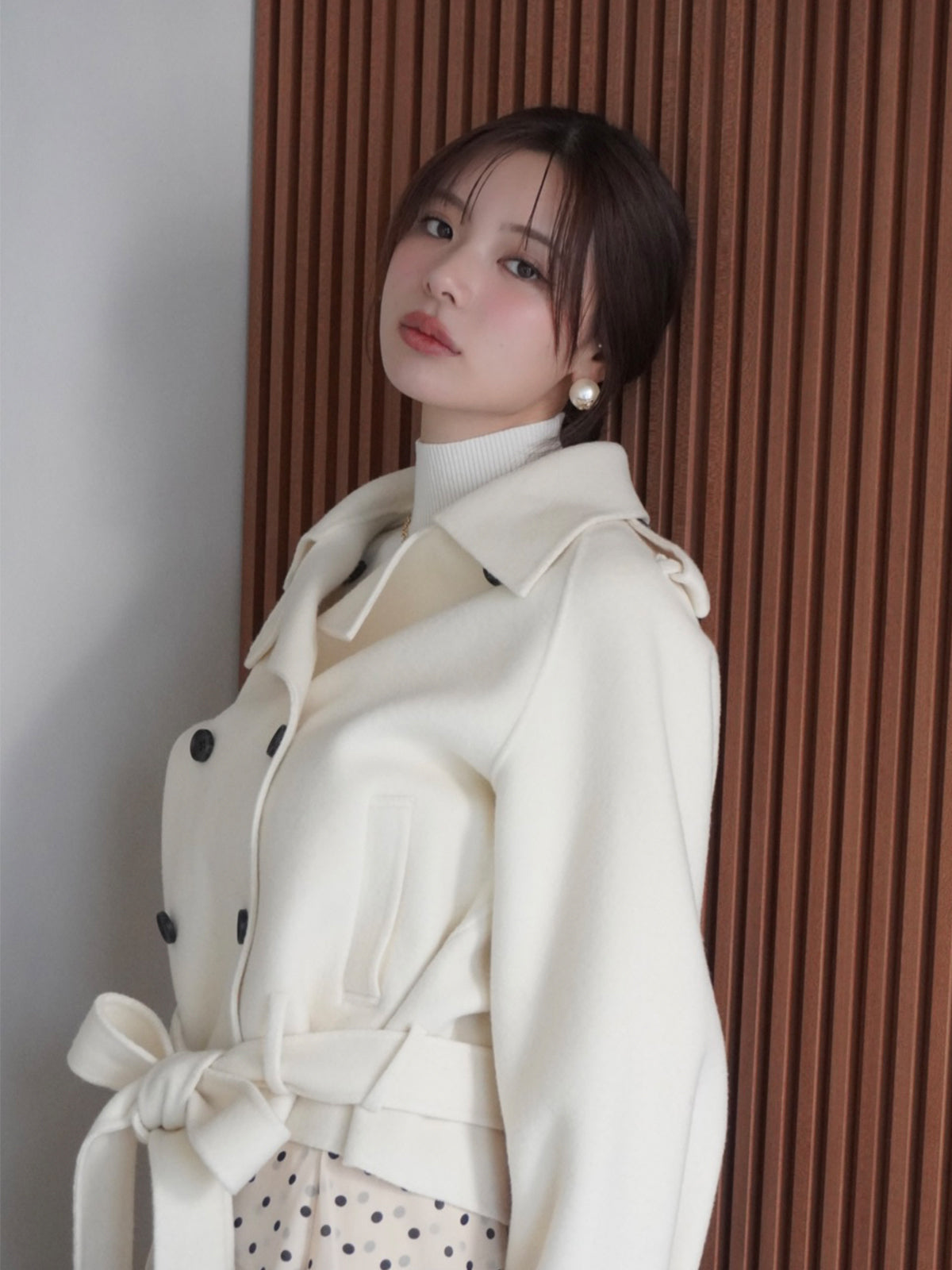 MODEL:165cm／COLOR:WHITE／SIZE:36