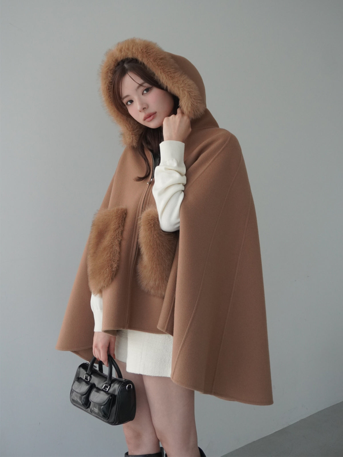 ファーポケットマントコート