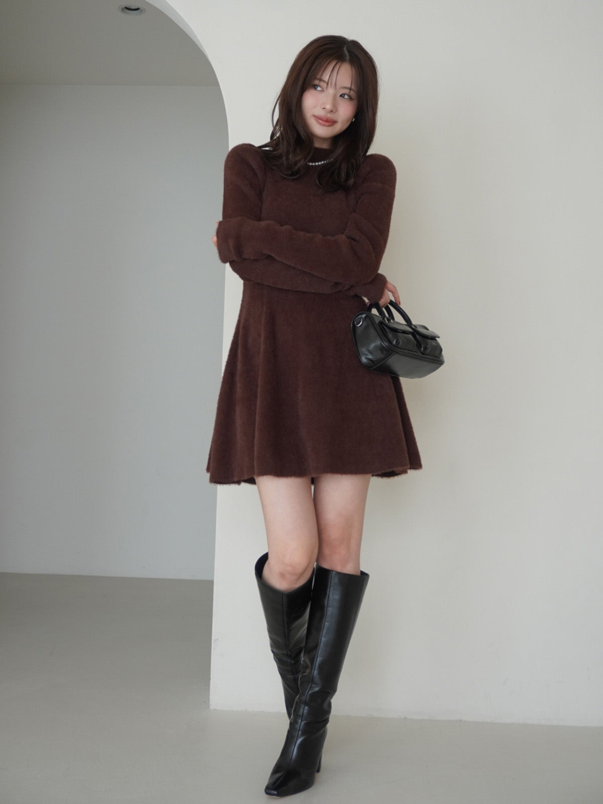 MODEL:165cm／COLOR:BROWN／SIZE:F