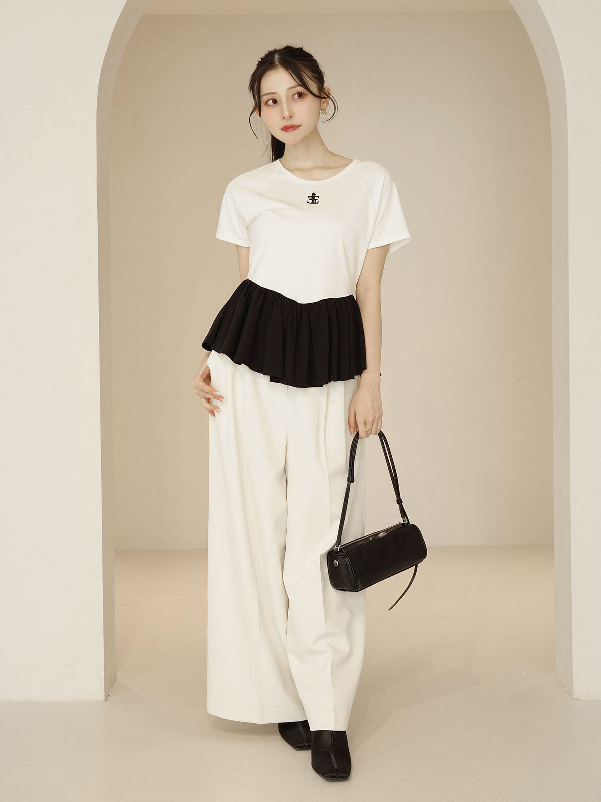 バリエプリントぺプラムTシャツ