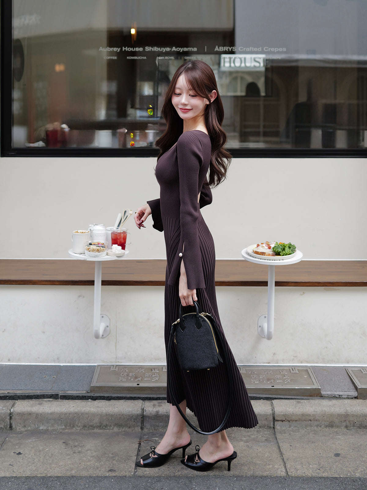 FLARE KNIT DRESS