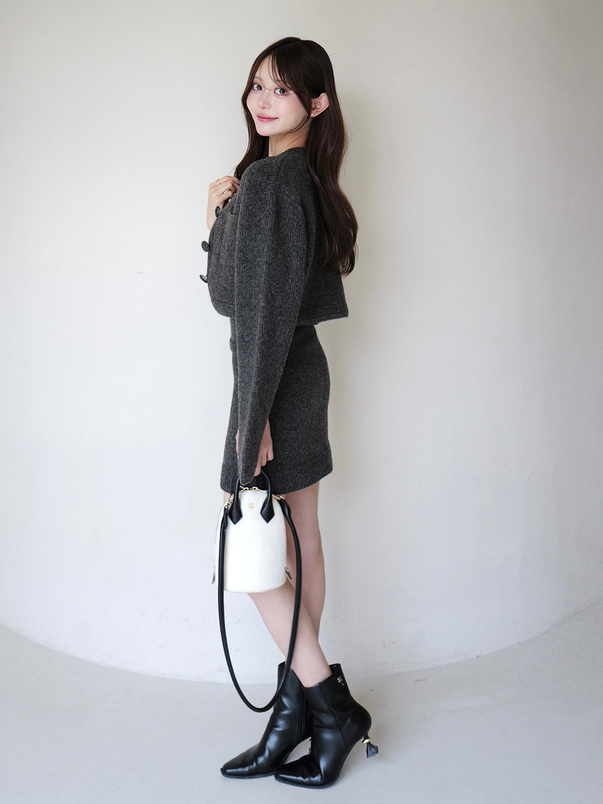 LOGO KNIT SET UP