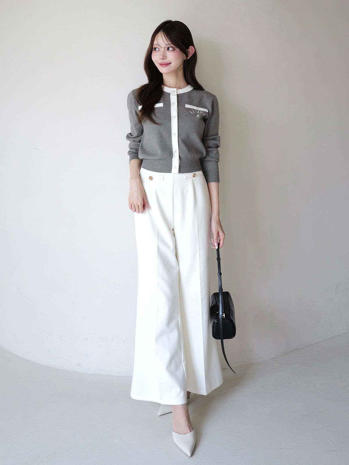 MODEL:163cm／COLOR:WHITE／SIZE:36(S)