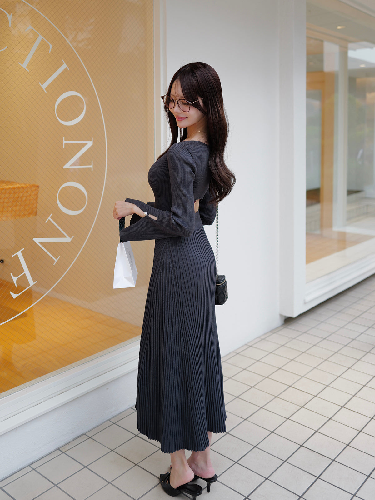 FLARE KNIT DRESS