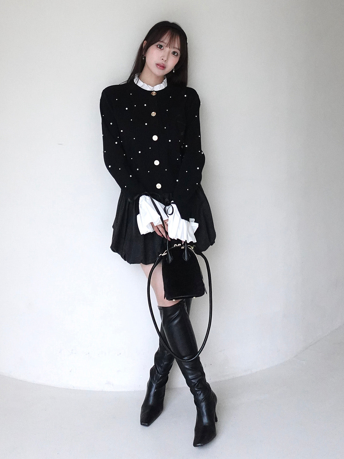PEARL ATTACHED CARDIGAN