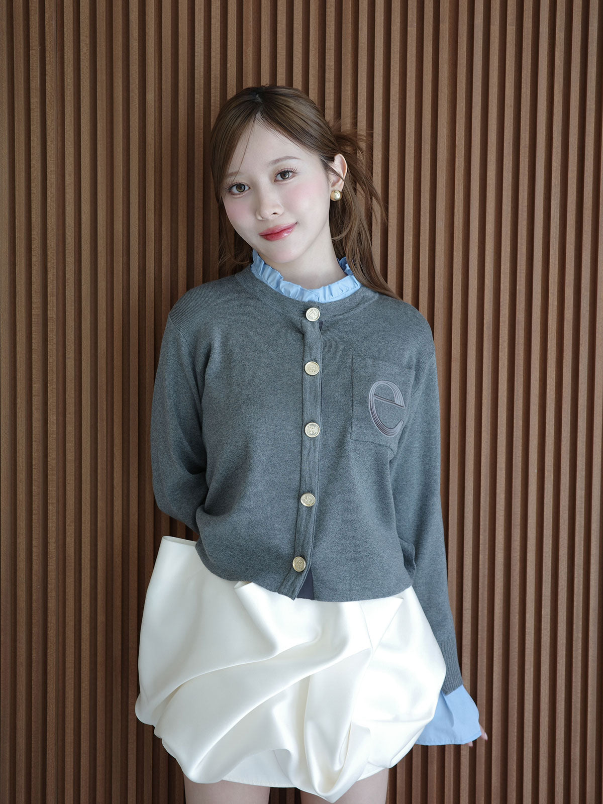 MODEL:163cm／COLOR:GREY／SIZE:F