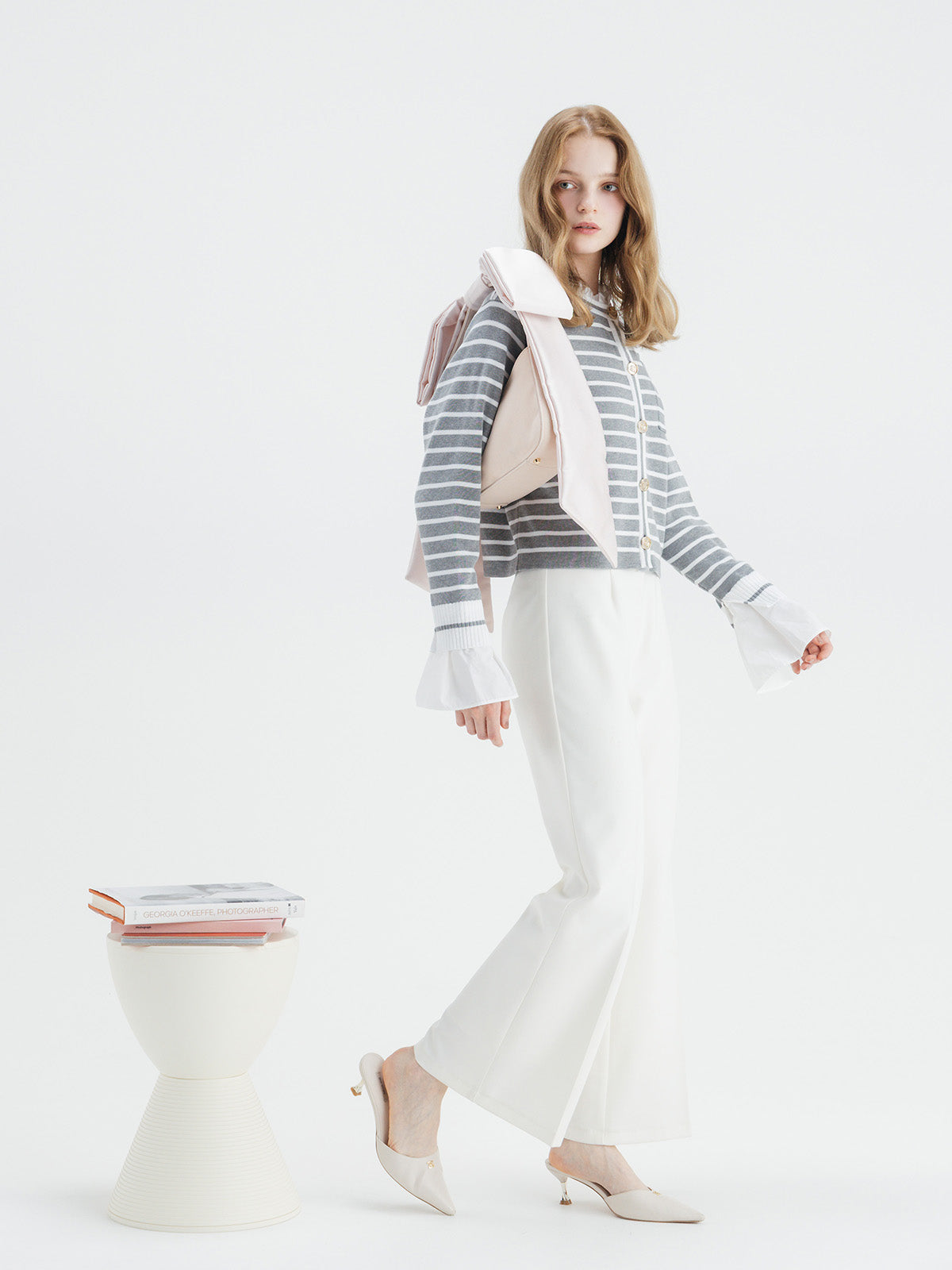 BELL SILHOUETTE PANTS
