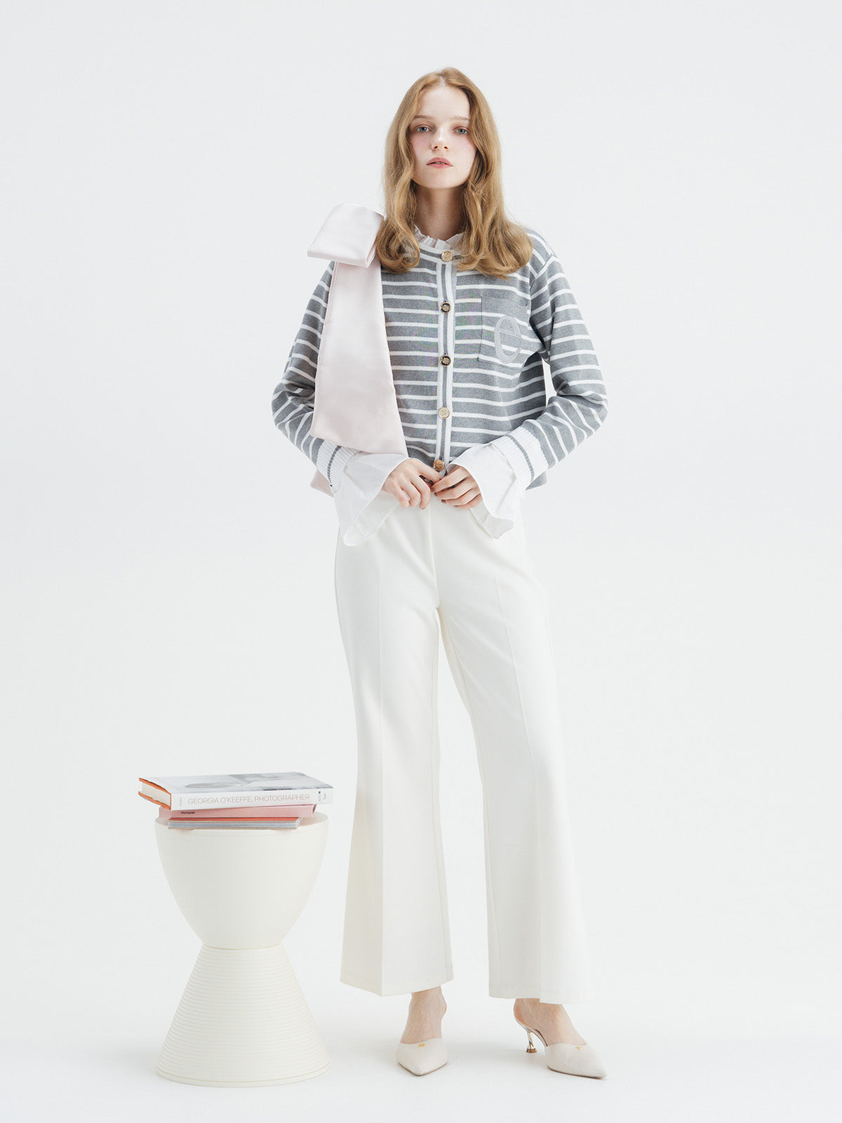 BELL SILHOUETTE PANTS