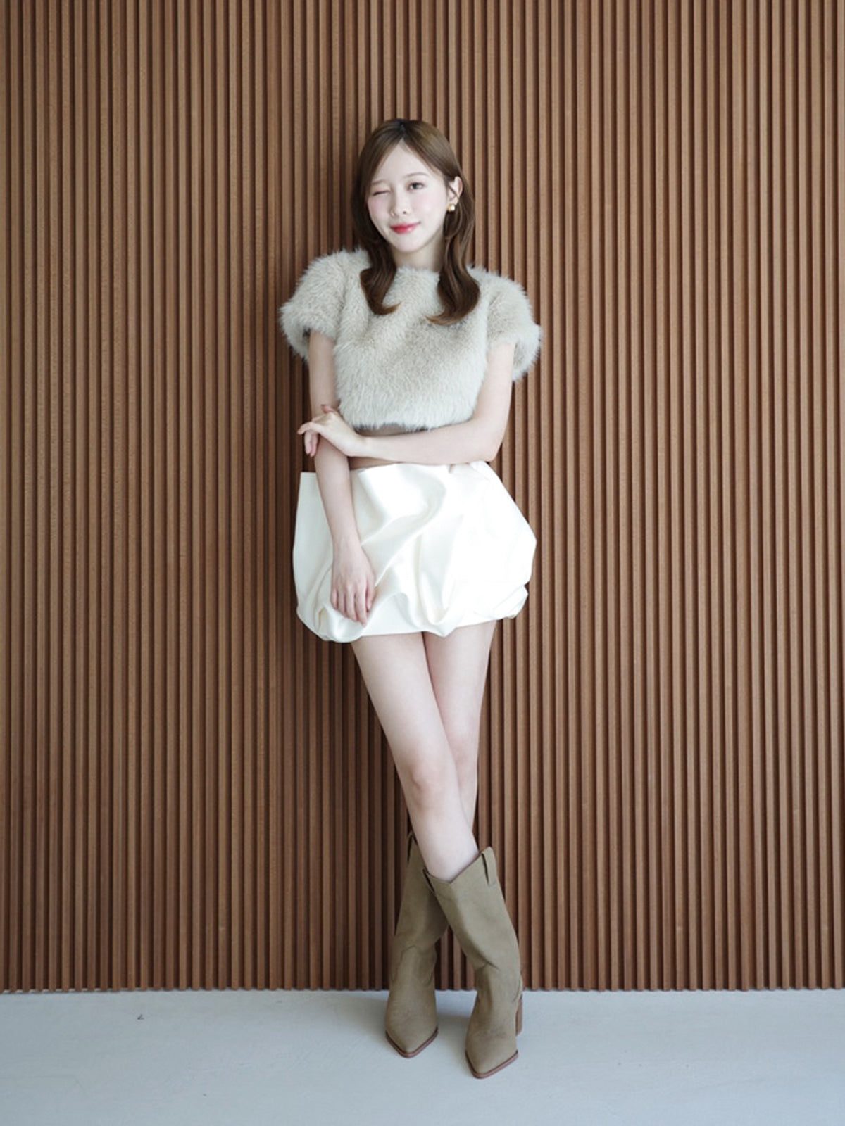 MODEL:163cm／COLOR:WHITE／SIZE:36