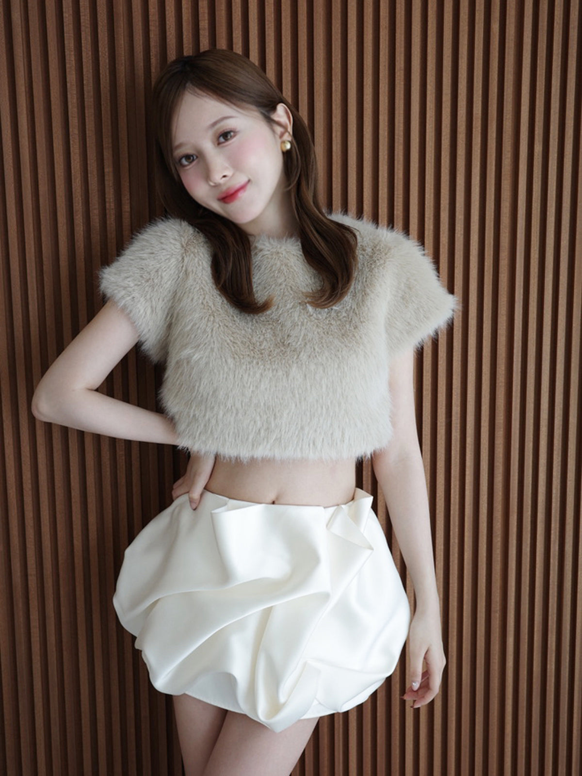 MODEL:163cm／COLOR:BEIGE／SIZE:F