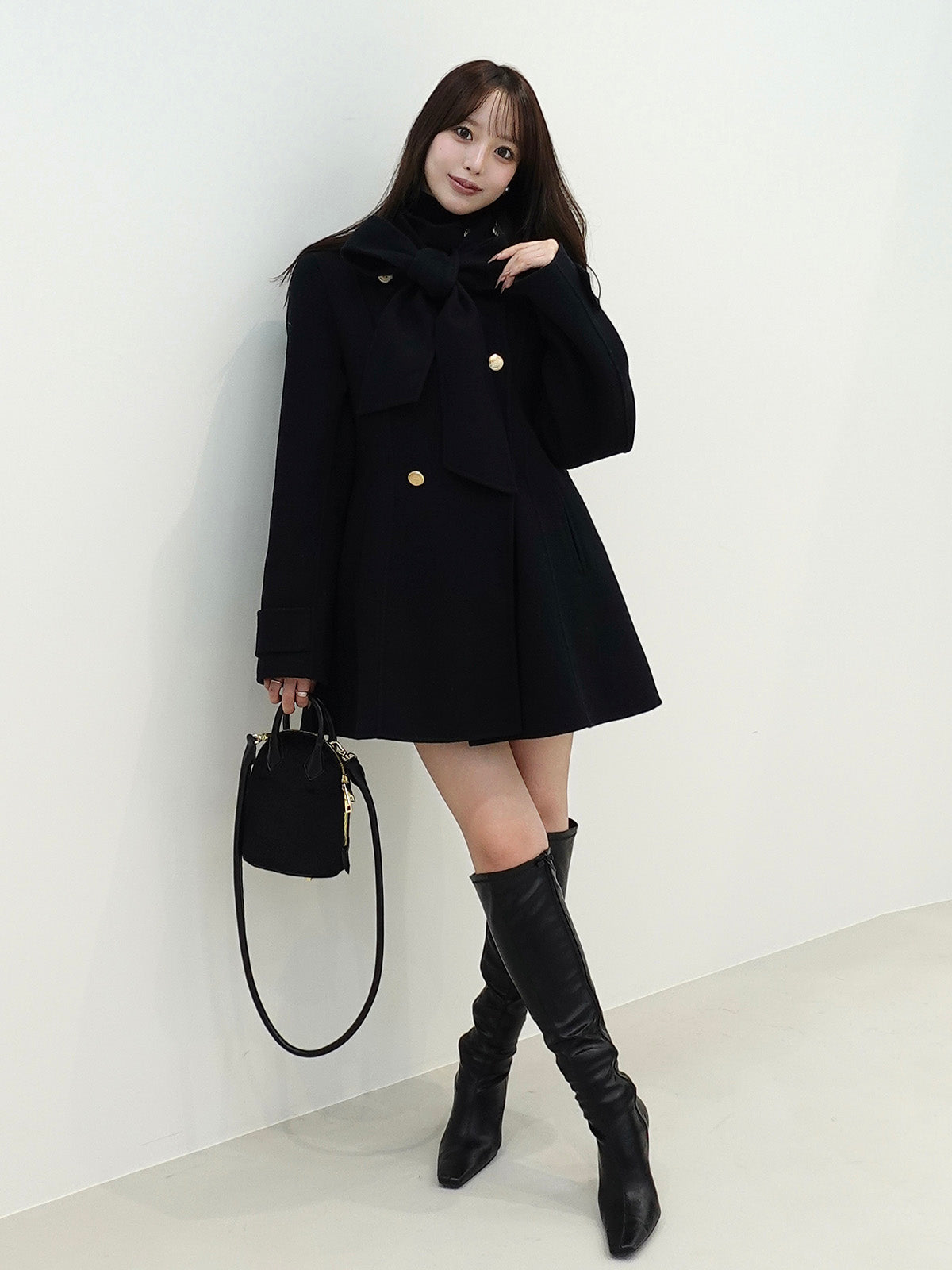 ROYAL BOW TIE WOOL COAT