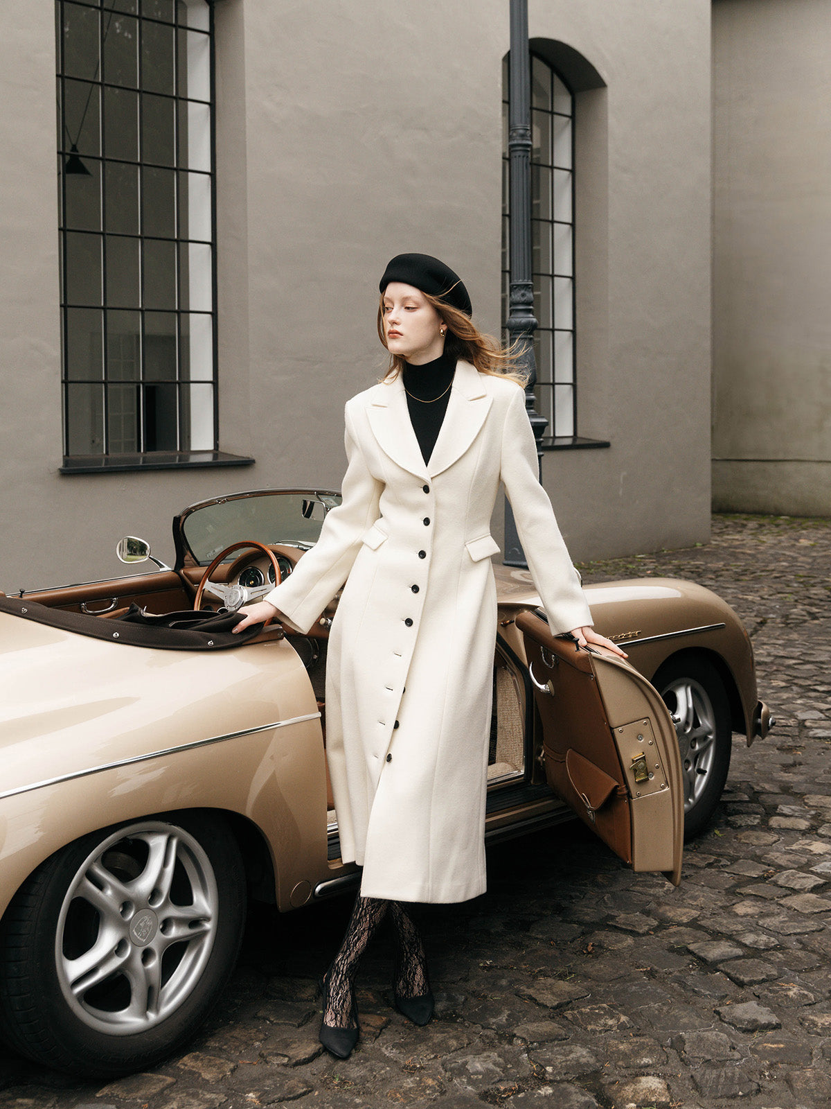 CLASSIC WOOL LONG COAT