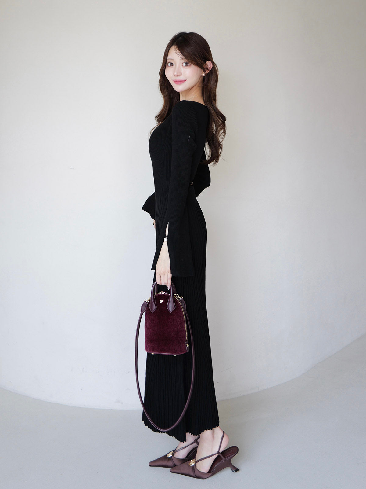 FLARE KNIT DRESS