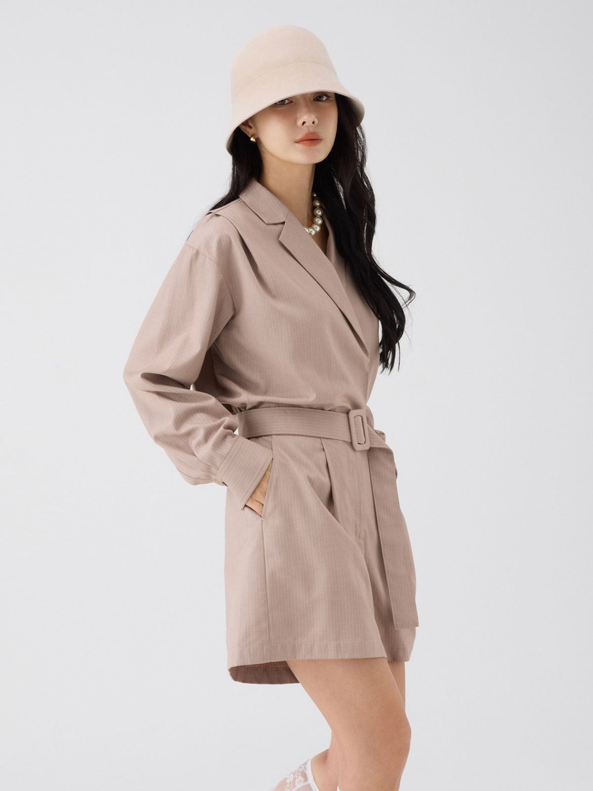 MODEL:165cm／COLOR:PINK BEIGE／SIZE:36