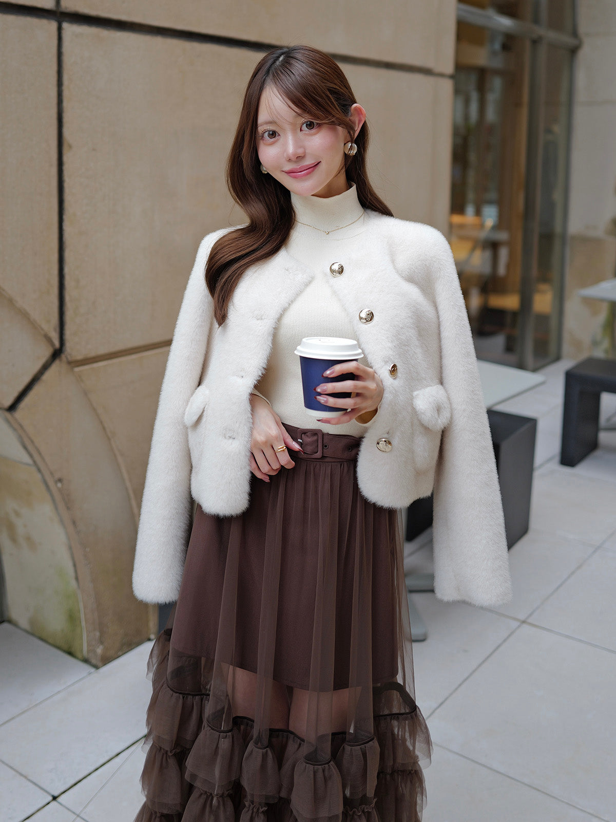 MODEL:163cm／COLOR:WHITE／SIZE:36(S)