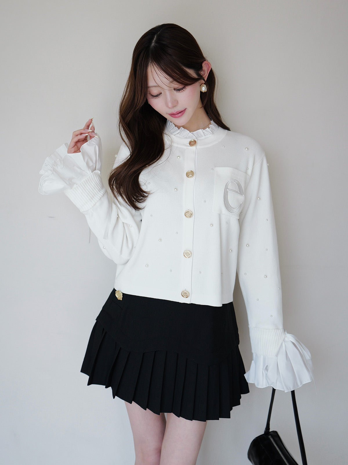 MODEL:163cm／COLOR:WHITE／SIZE:F