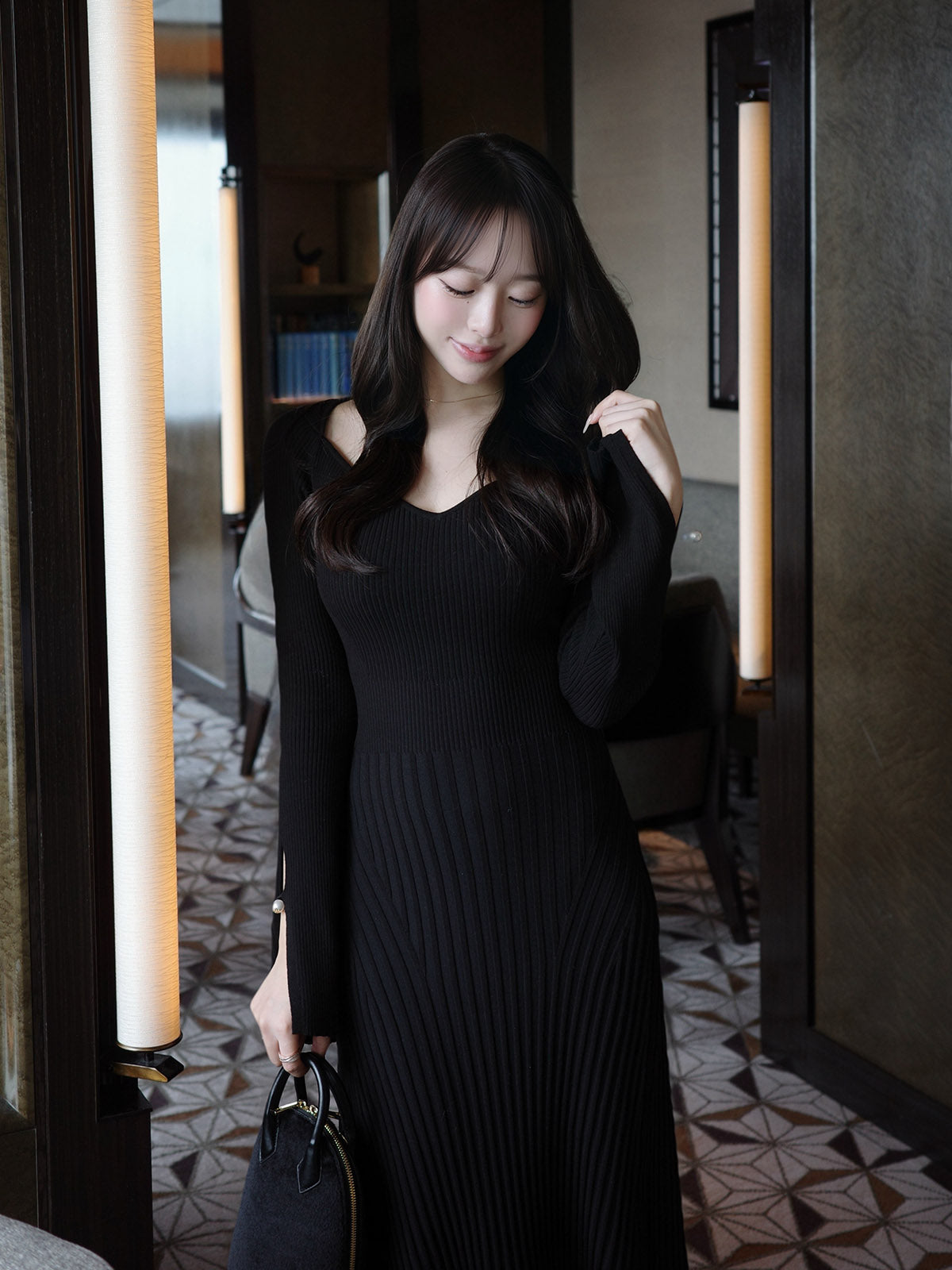 MODEL:161cm／COLOR:BLACK／SIZE:36(S)