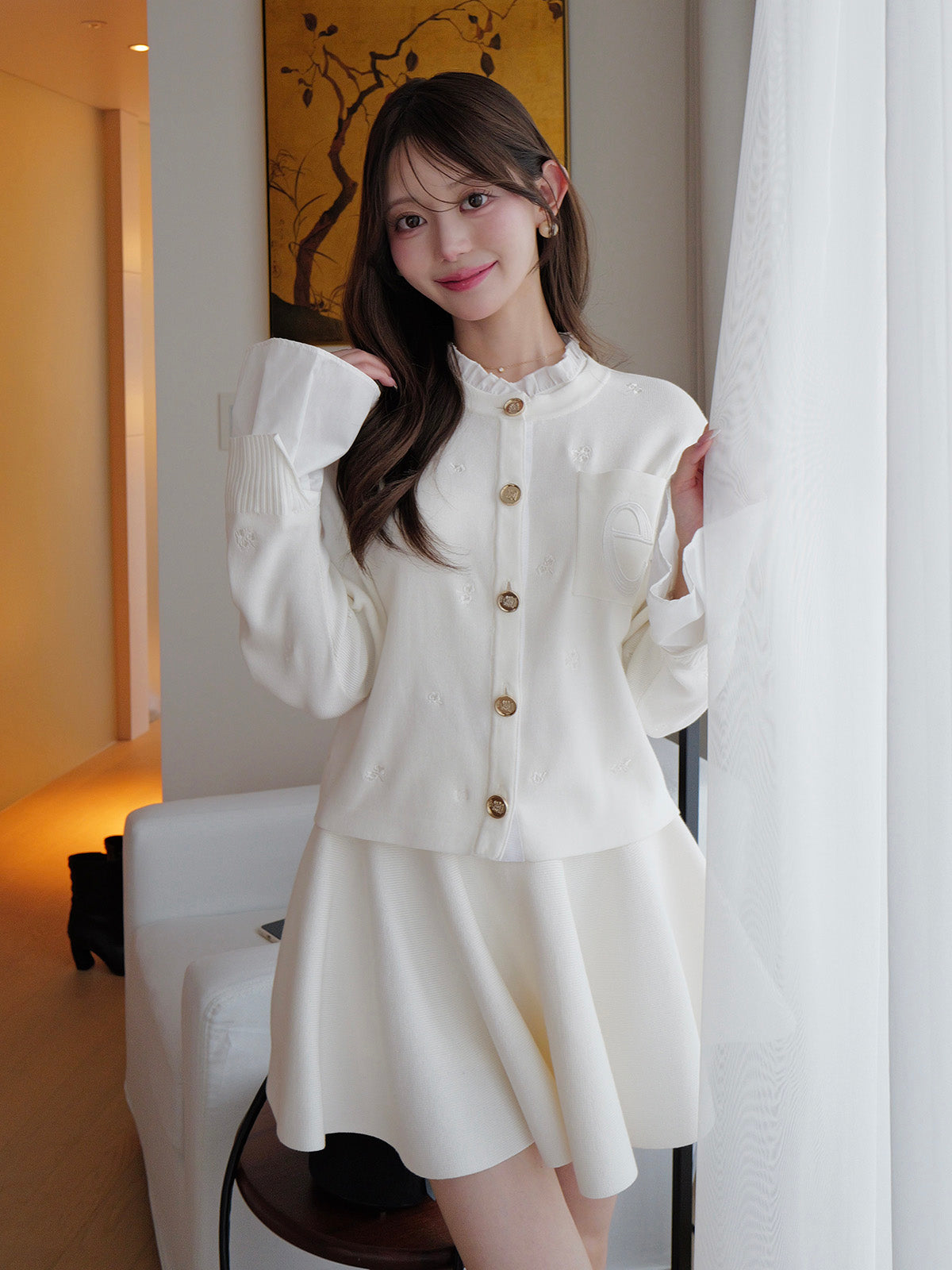 MODEL:163cm／COLOR:FLOUER/WHITE／SIZE:F