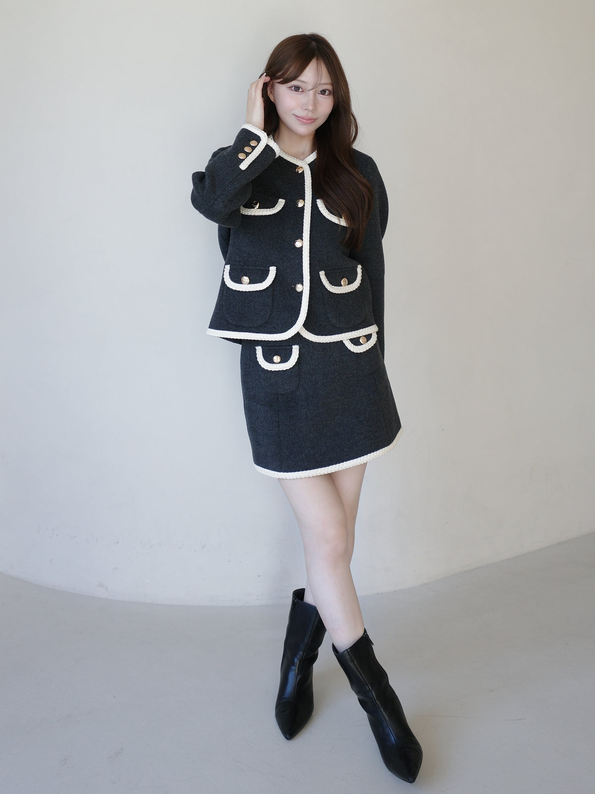 EM GOLD BUTTON WOOL COAT