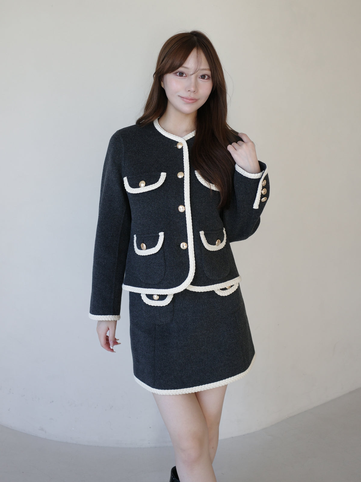 MODEL:160cm／COLOR:GRAY／SIZE:36(S)