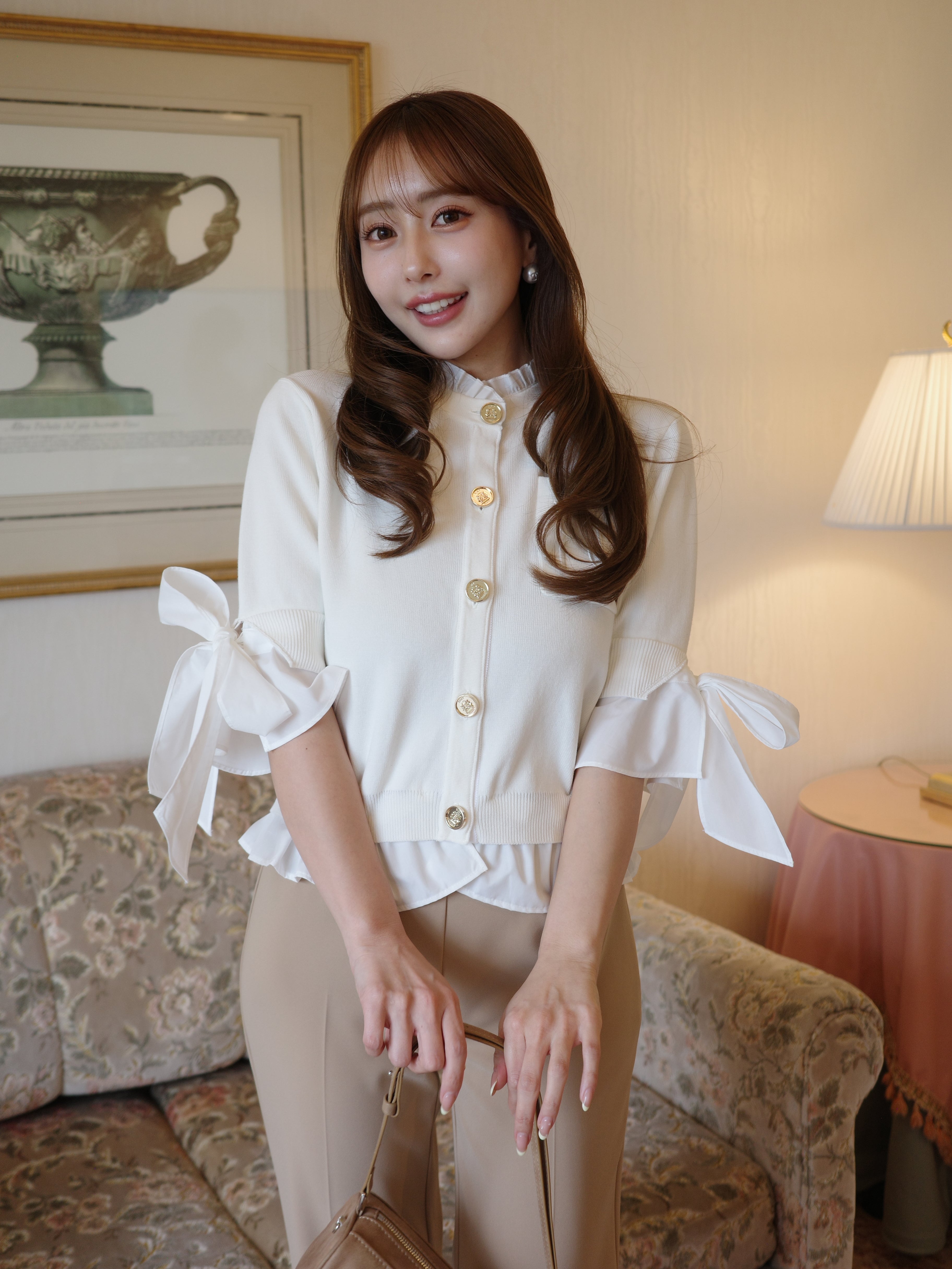 MODEL:157cm／COLOR:WHITE／SIZE:F