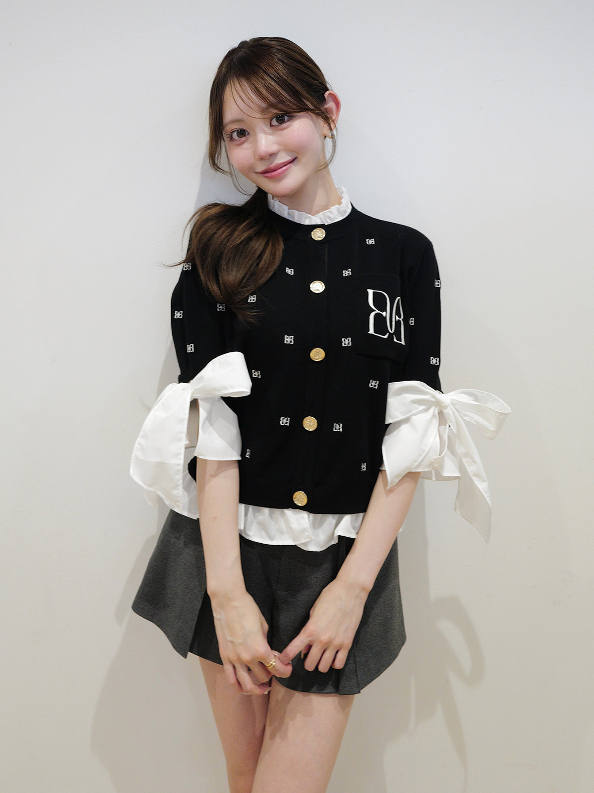 MODEL:163cm／COLOR:BLACK／SIZE:F