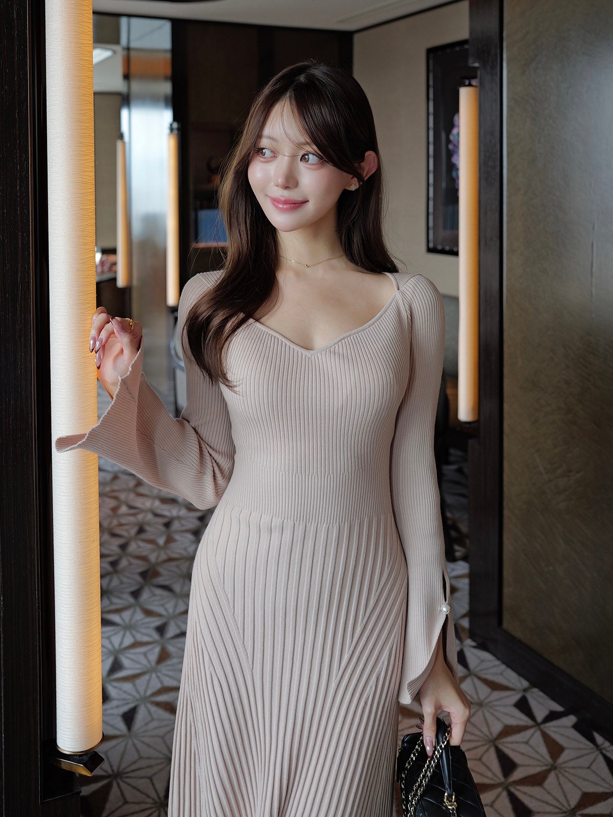 FLARE KNIT DRESS