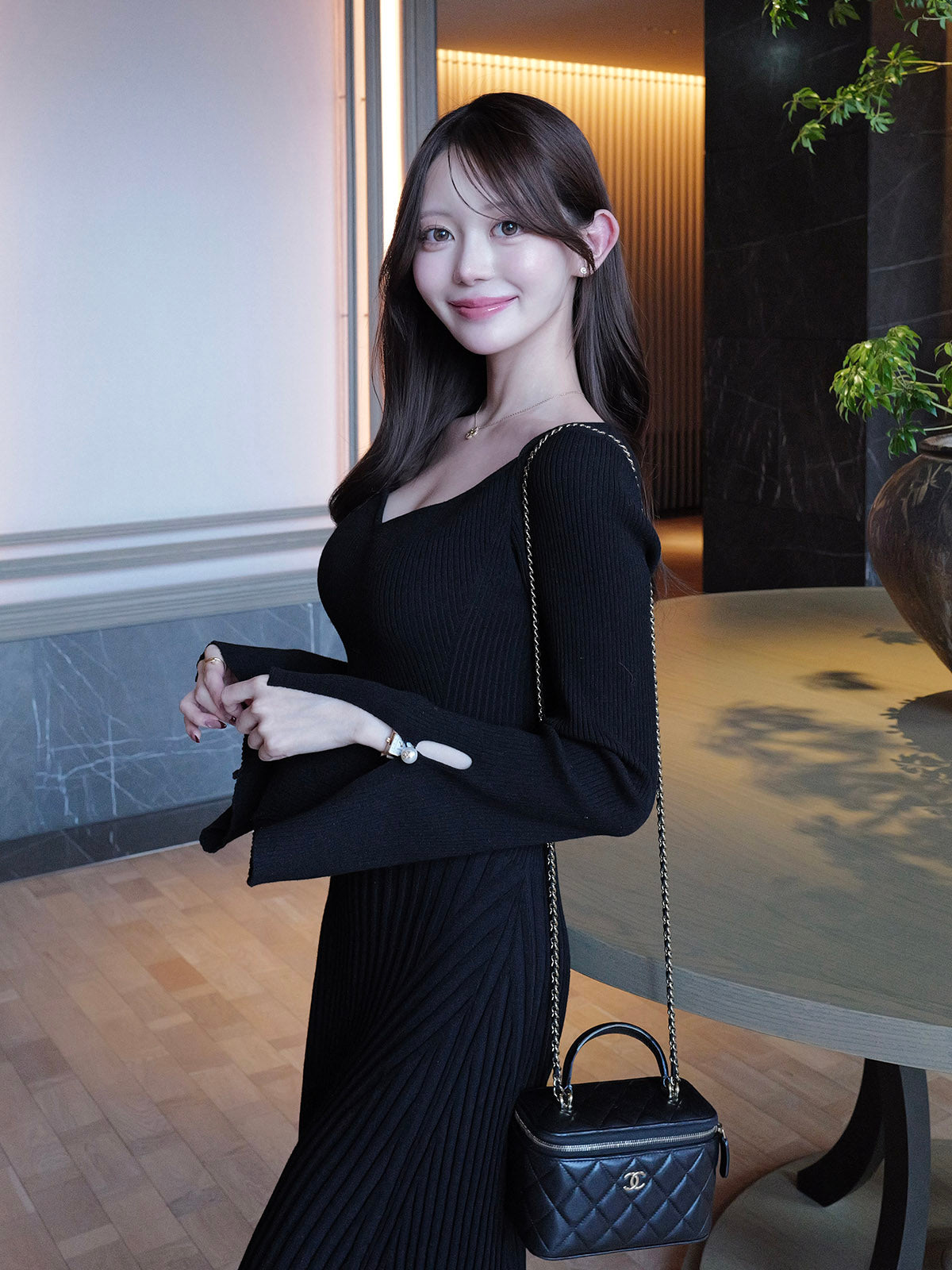 MODEL:163cm／COLOR:BLACK／SIZE:36(S)