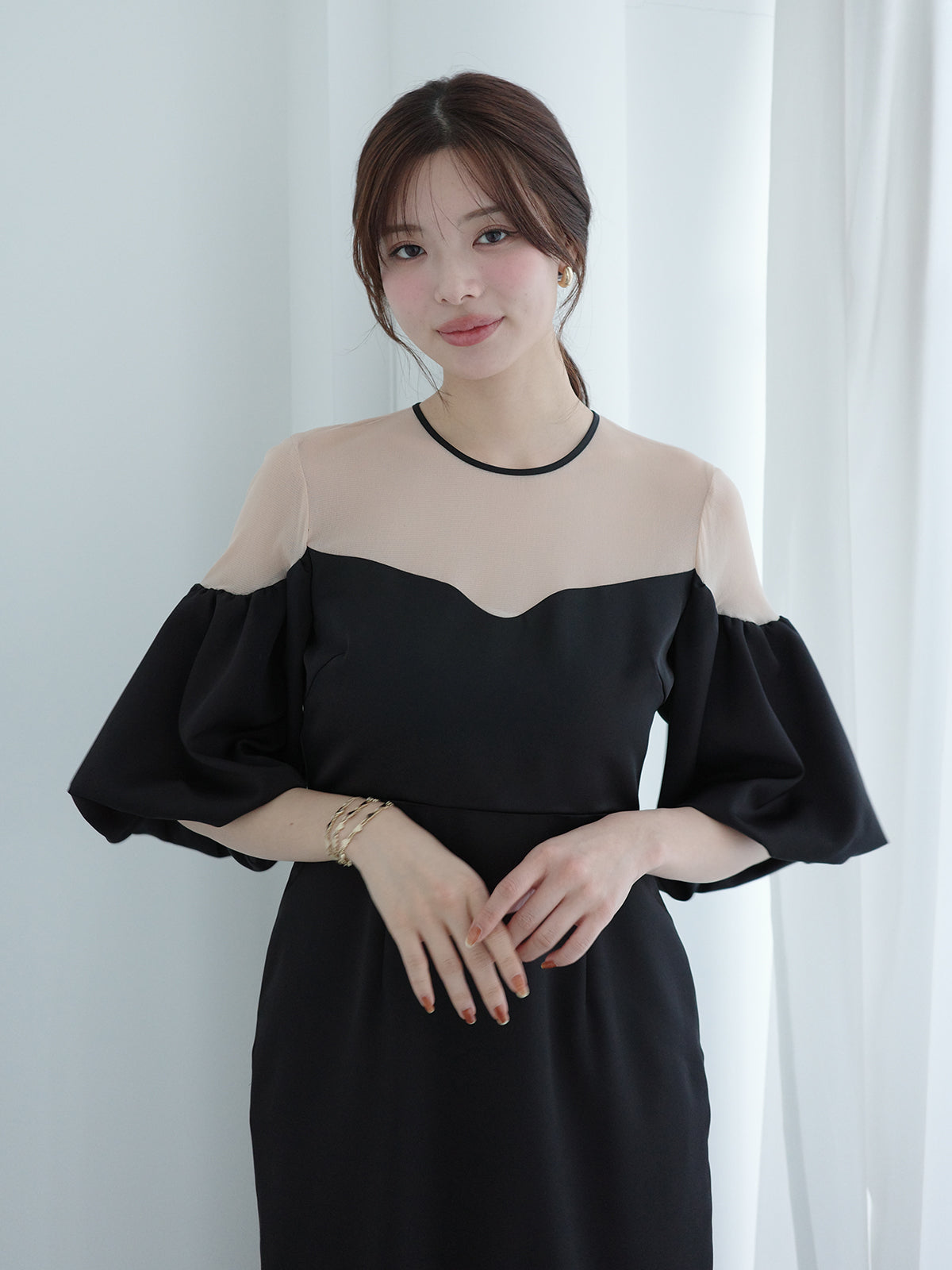 バルーンスリーブチュールパネルドレス