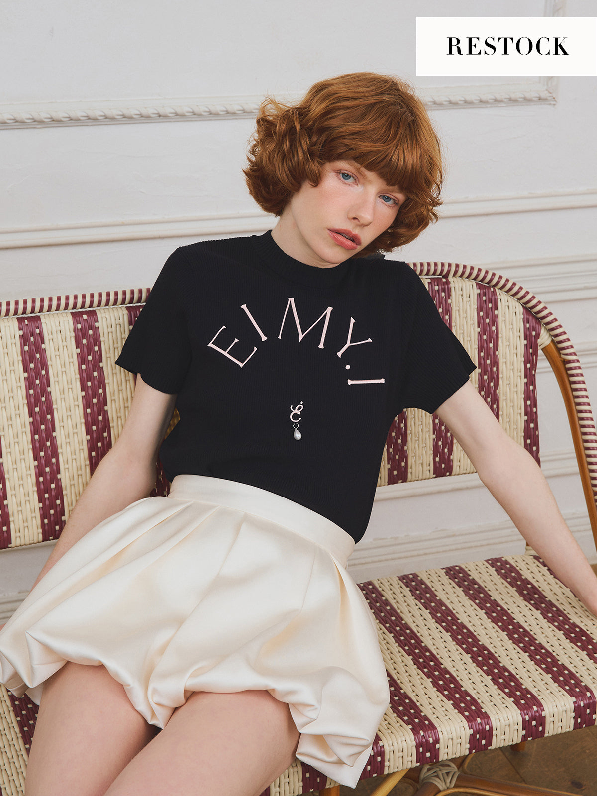 MODEL:170cm／COLOR:BLACK／SIZE:F