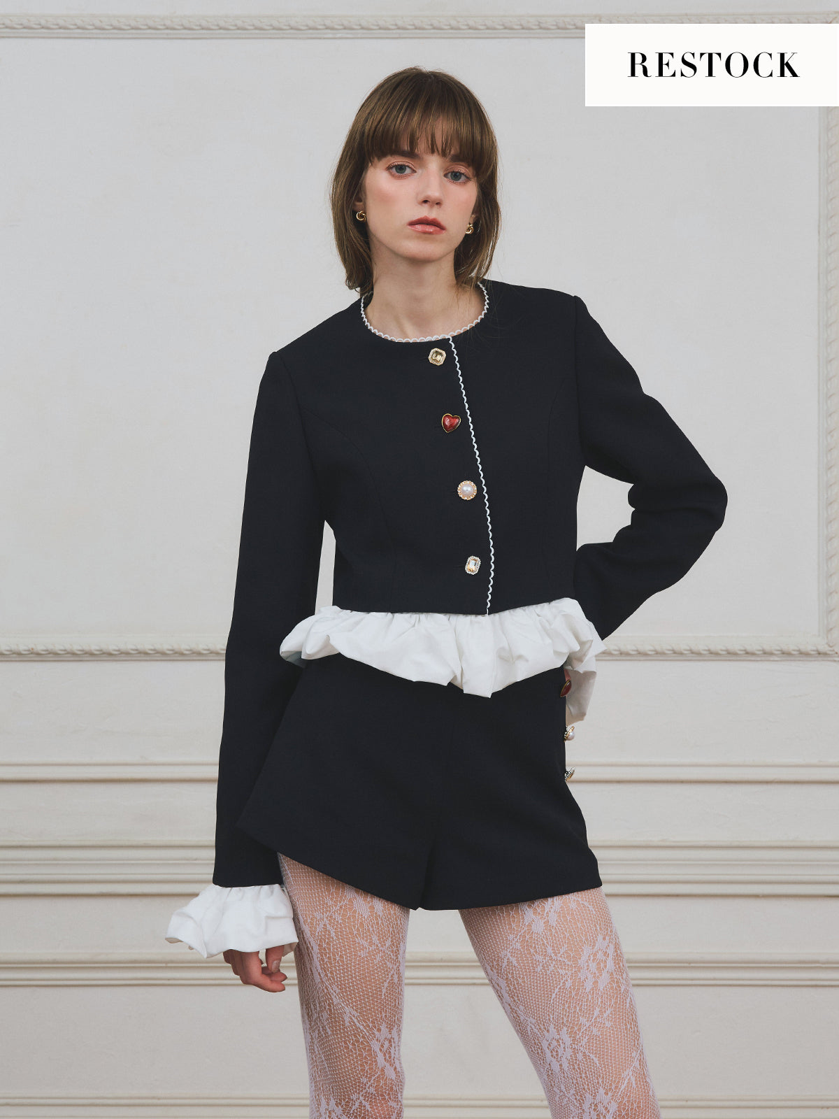 MODEL:174cm／COLOR:BLACK／SIZE:36