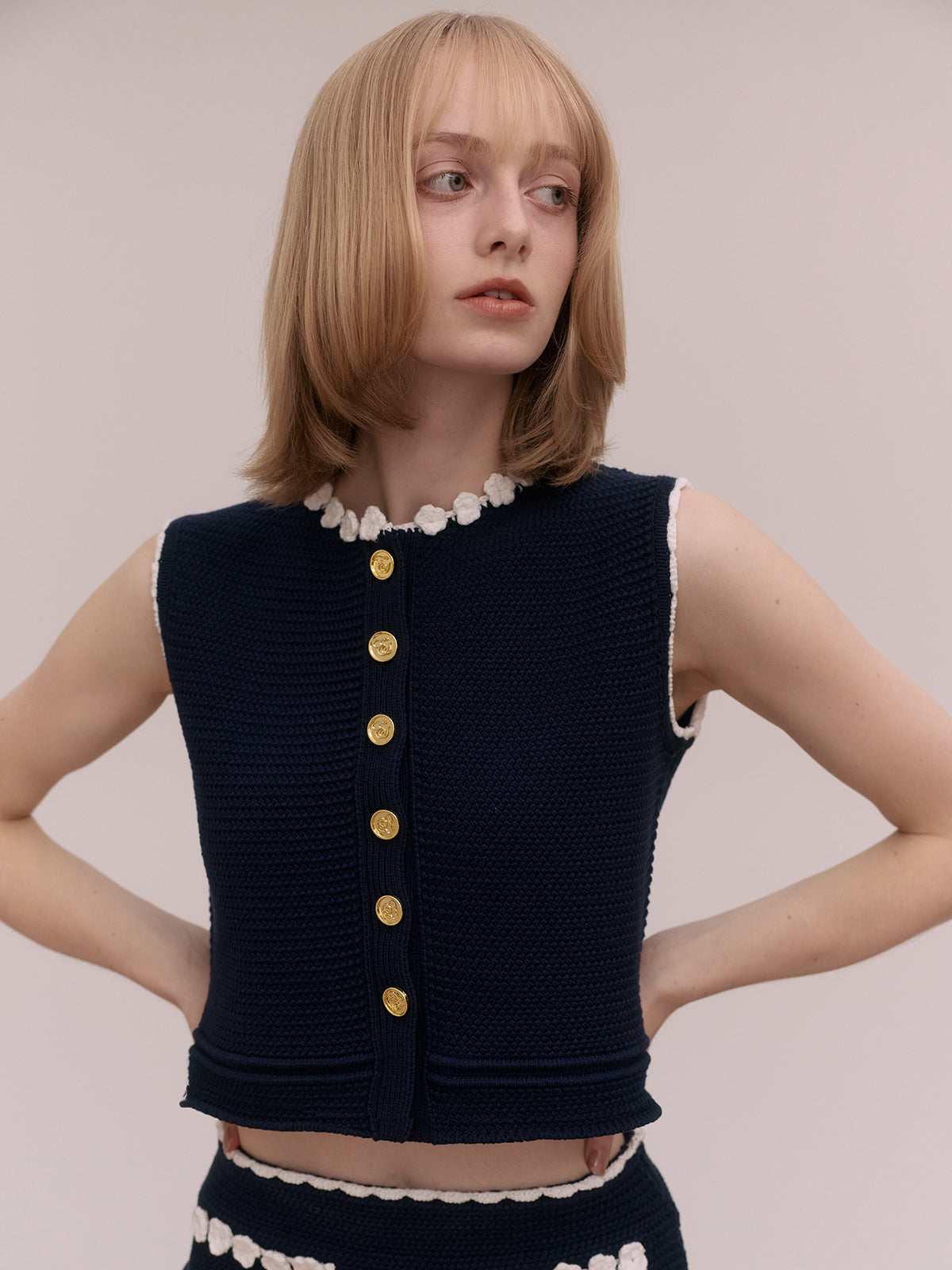 SIGN BUTTON CROCHET SET UP