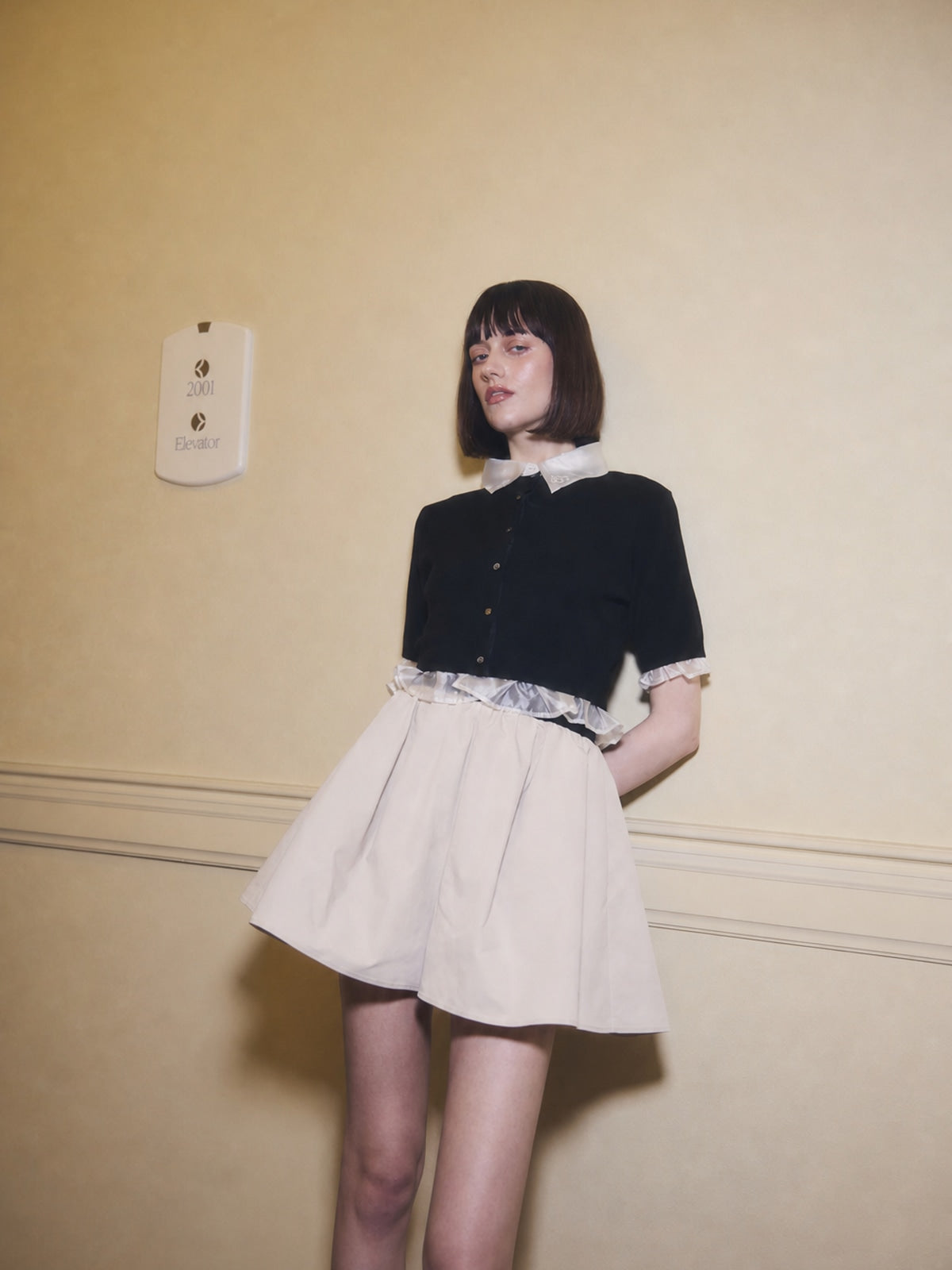 SIGN COLLAR CARDIGAN