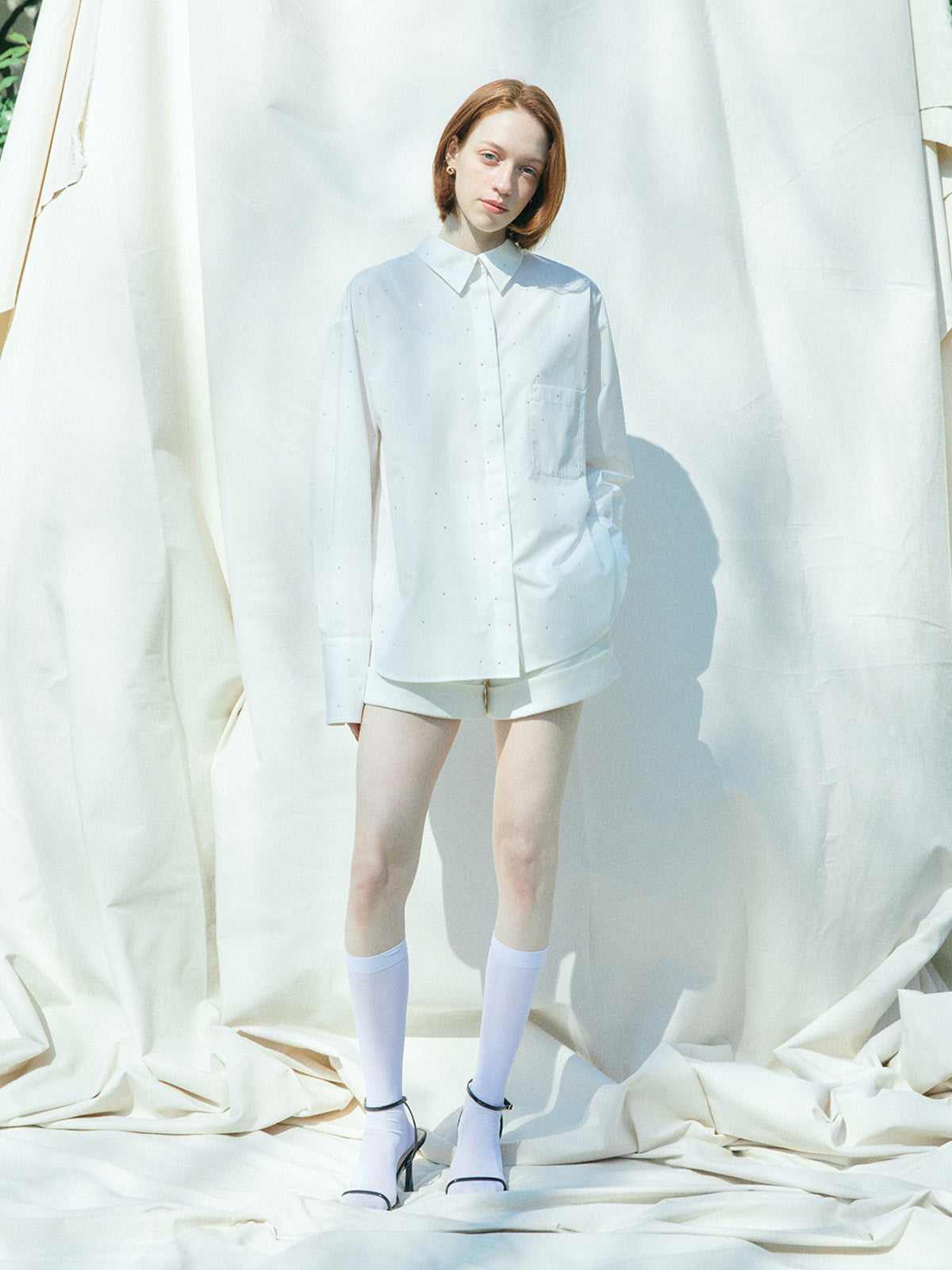 MODEL:175cm／COLOR:WHITE／SIZE:F